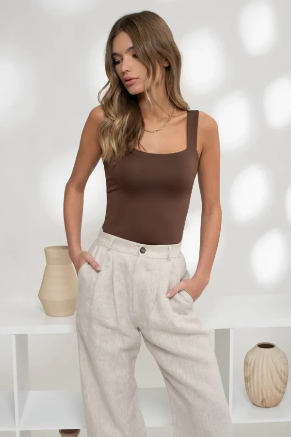 Reversible square neck seamless cami