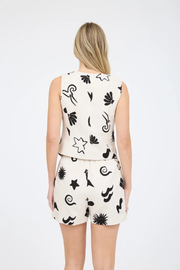 Linen doodle print  shorts and  button front tie vest set - Image 3