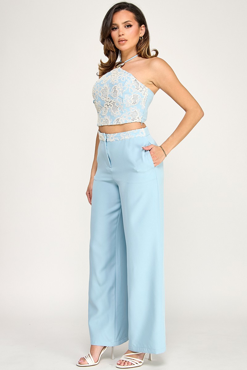 Elegant Halter Neck Crop Top with Floral Lace Design
